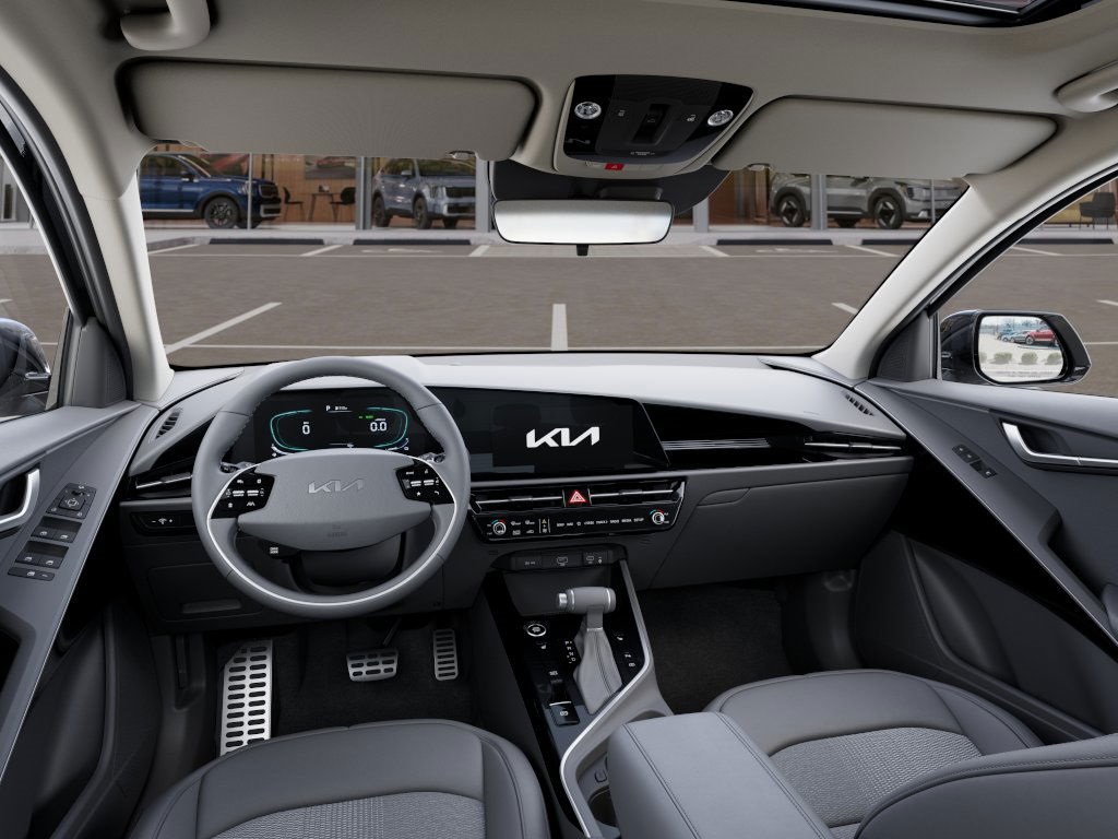 Vehicle image 14 of 27