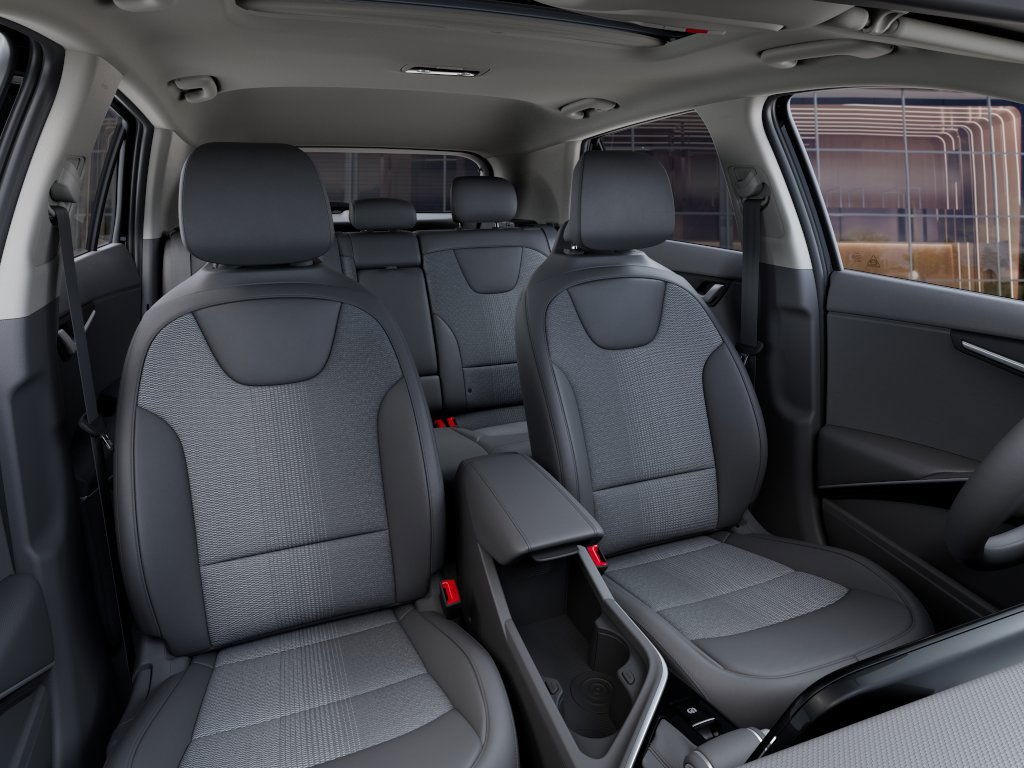 Vehicle image 15 of 27