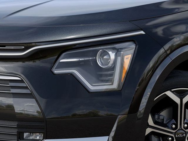 Vehicle image 23 of 44