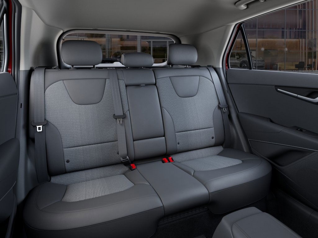 Vehicle image 16 of 27