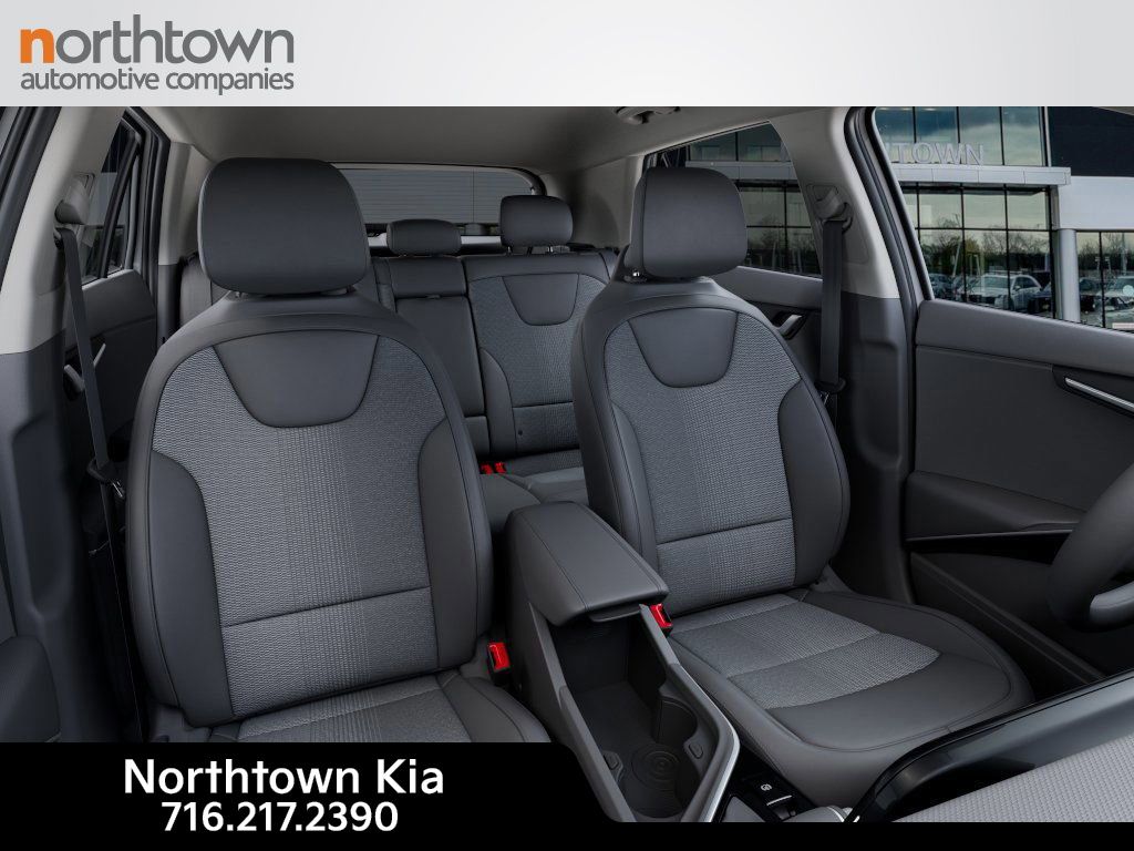 Vehicle image 18 of 30