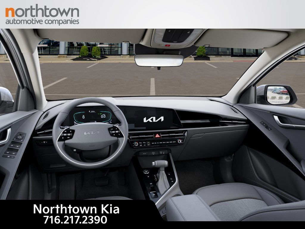 Vehicle image 17 of 30