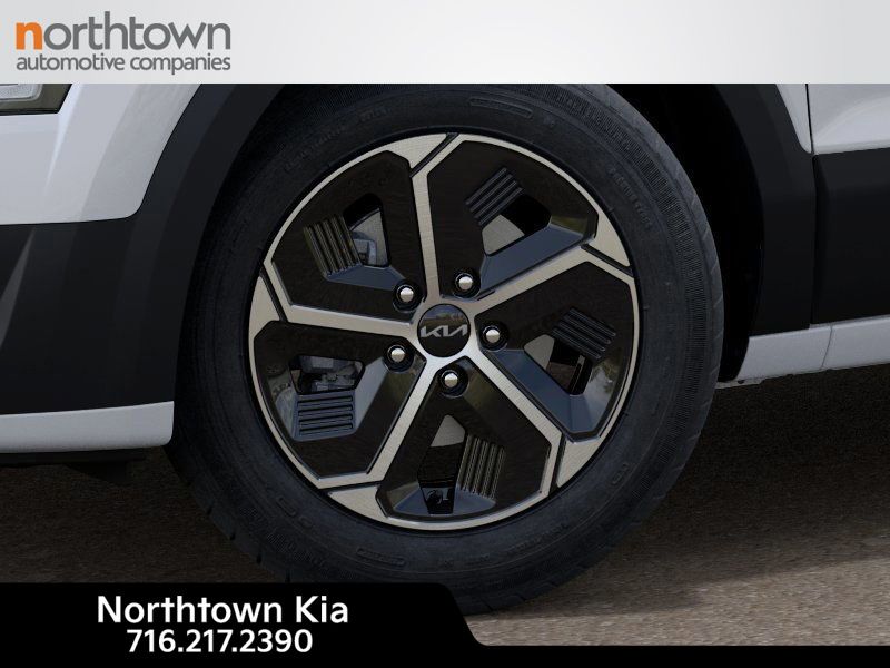 Vehicle image 12 of 30