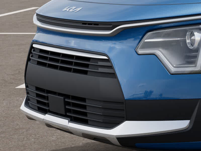 Vehicle image 13 of 27