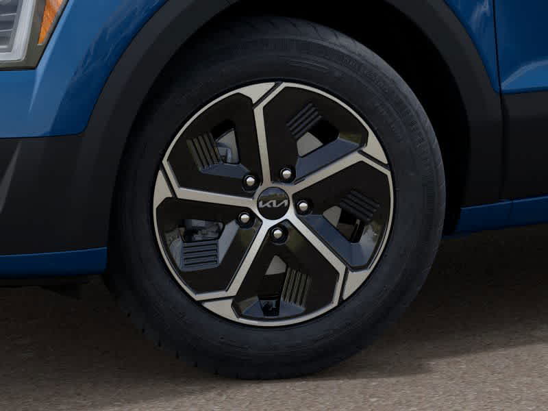 Vehicle image 10 of 27