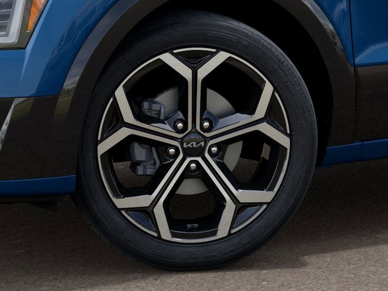 Vehicle image 10 of 27