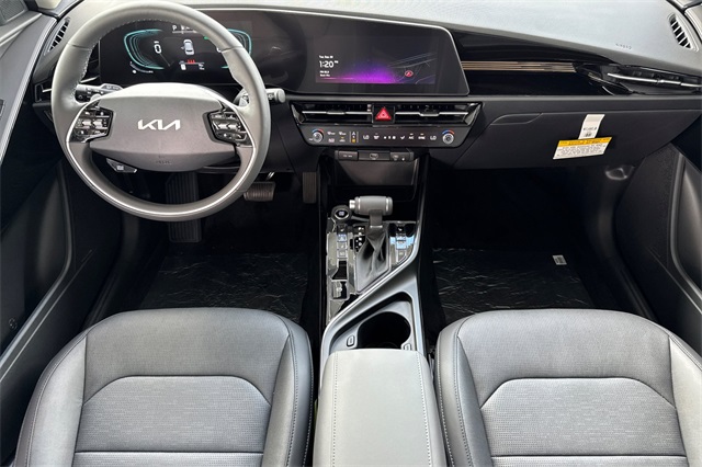2025 Kia Niro SX Image 13 of 37