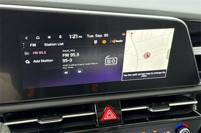 2025 Kia Niro SX Image 16 of 37