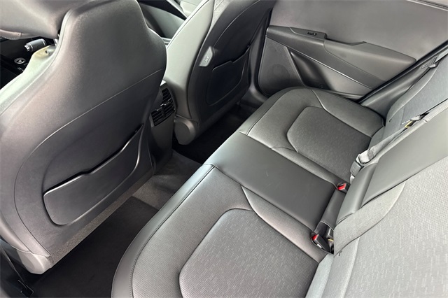 2025 Kia Niro SX Image 12 of 37