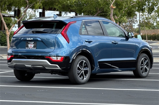 2025 Kia Niro SX Image 7 of 37