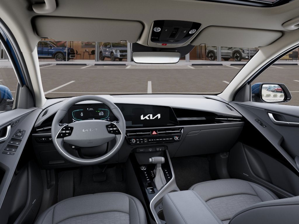 Vehicle image 14 of 27
