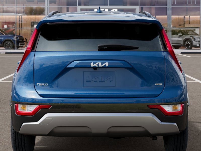 Vehicle image 8 of 27