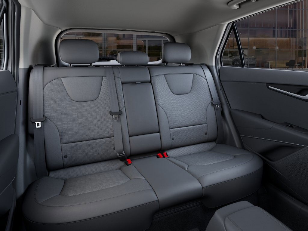 Vehicle image 16 of 27