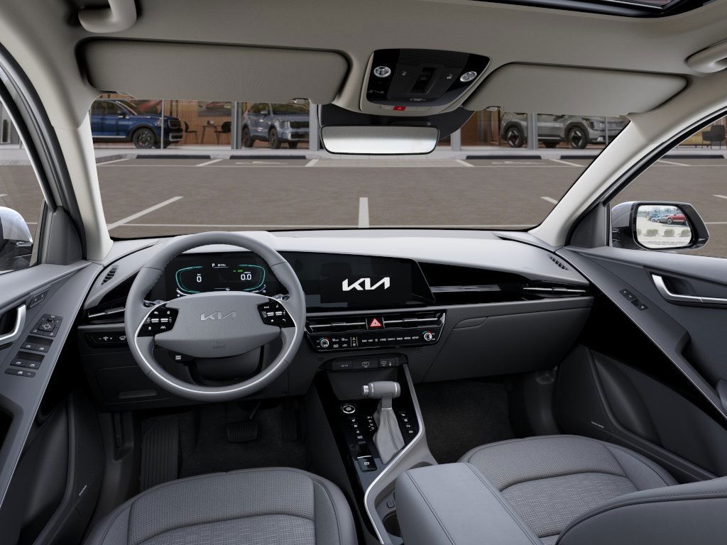 Vehicle image 14 of 27