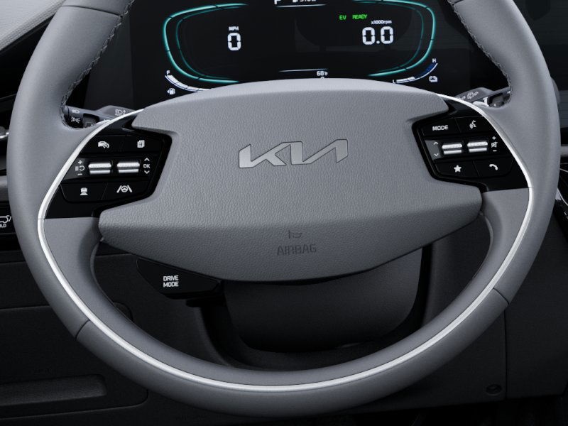 Vehicle image 22 of 27