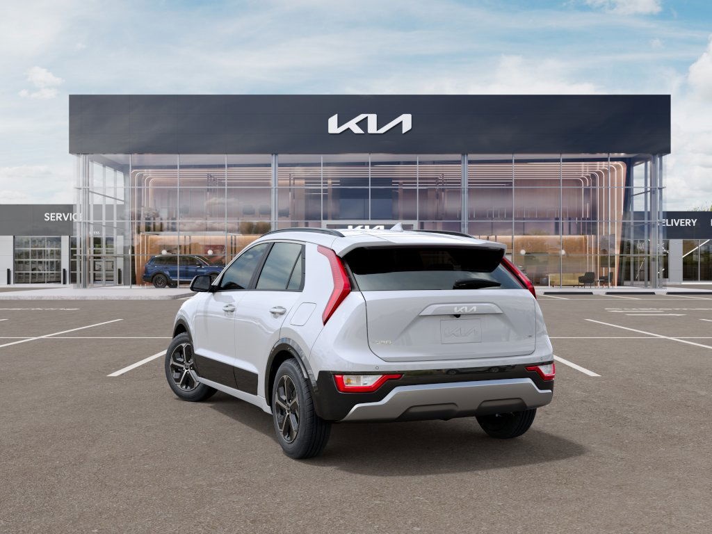 Vehicle image 9 of 27