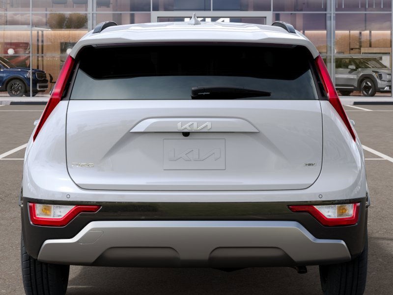 Vehicle image 8 of 27
