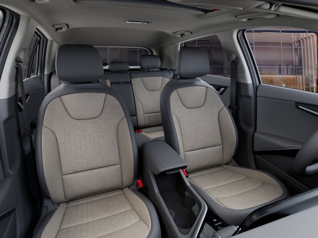 Vehicle image 15 of 27