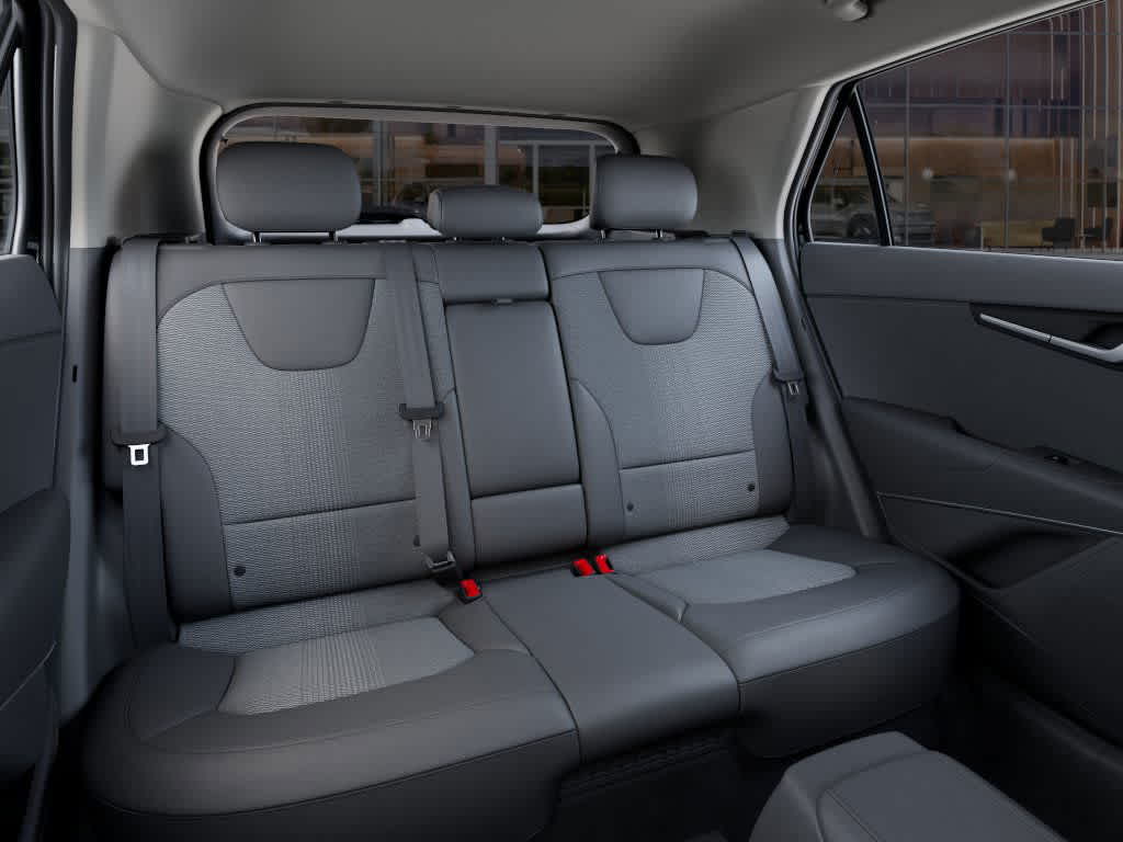 Vehicle image 16 of 27