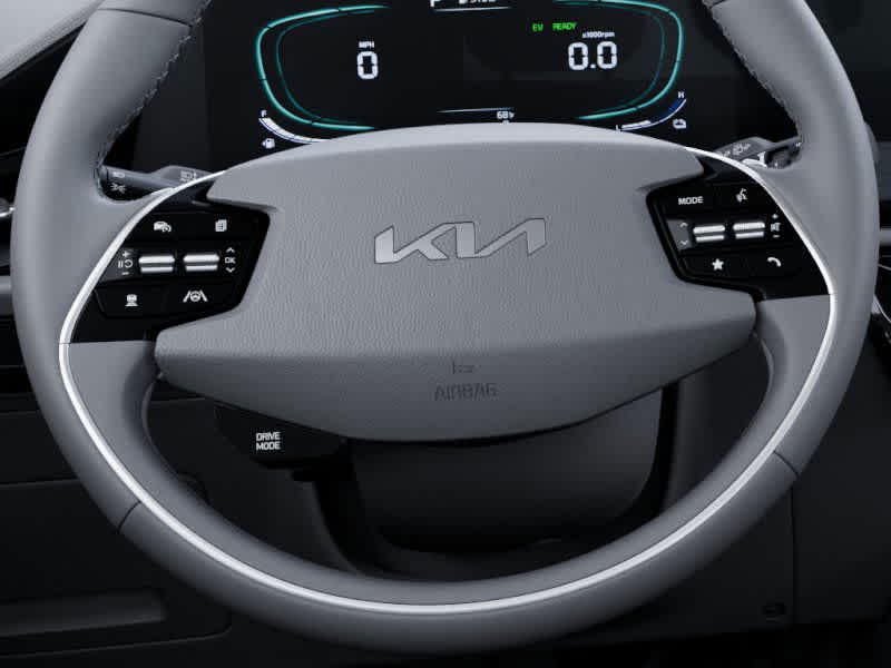 Vehicle image 22 of 27