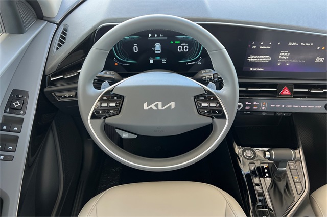 2025 Kia Niro EX Image 30 of 37