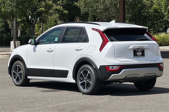 2025 Kia Niro EX Image 8 of 37