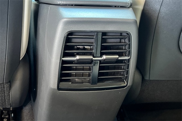 2025 Kia Niro EX Image 25 of 37