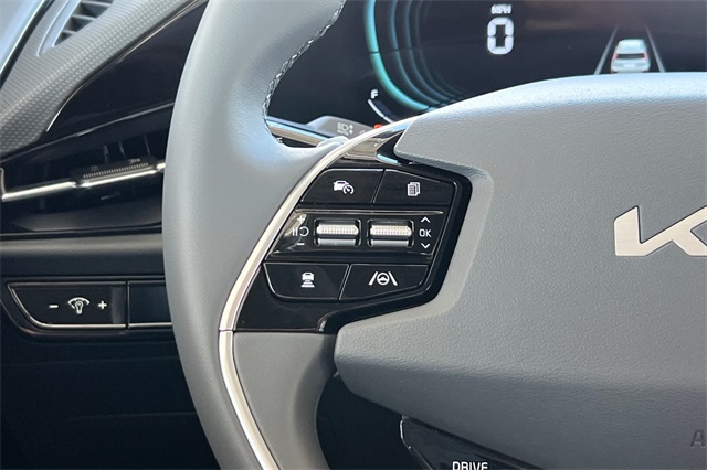 2025 Kia Niro EX Image 26 of 37
