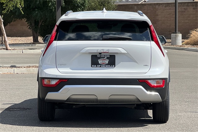 2025 Kia Niro EX Image 7 of 37