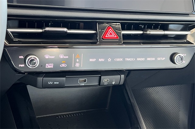 2025 Kia Niro EX Image 20 of 37