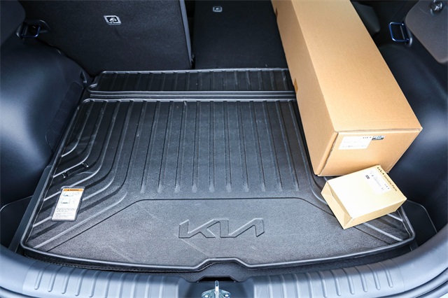 Vehicle image 24 of 25