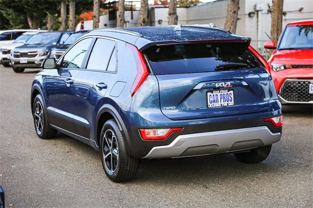 Vehicle image 7 of 25