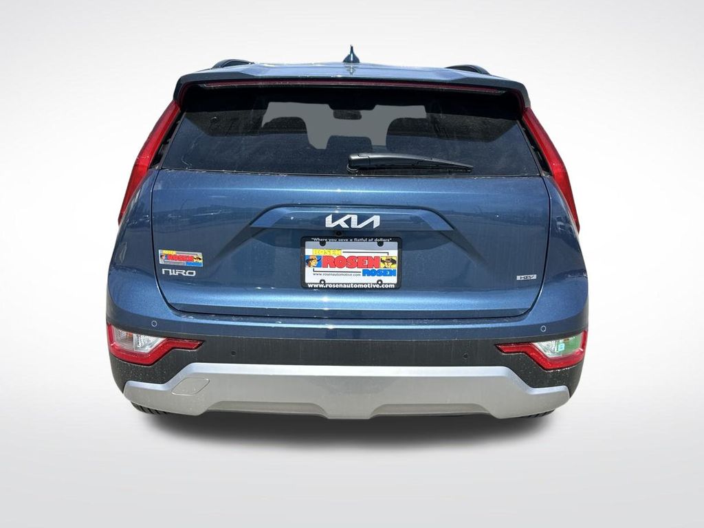 Vehicle image 6 of 35