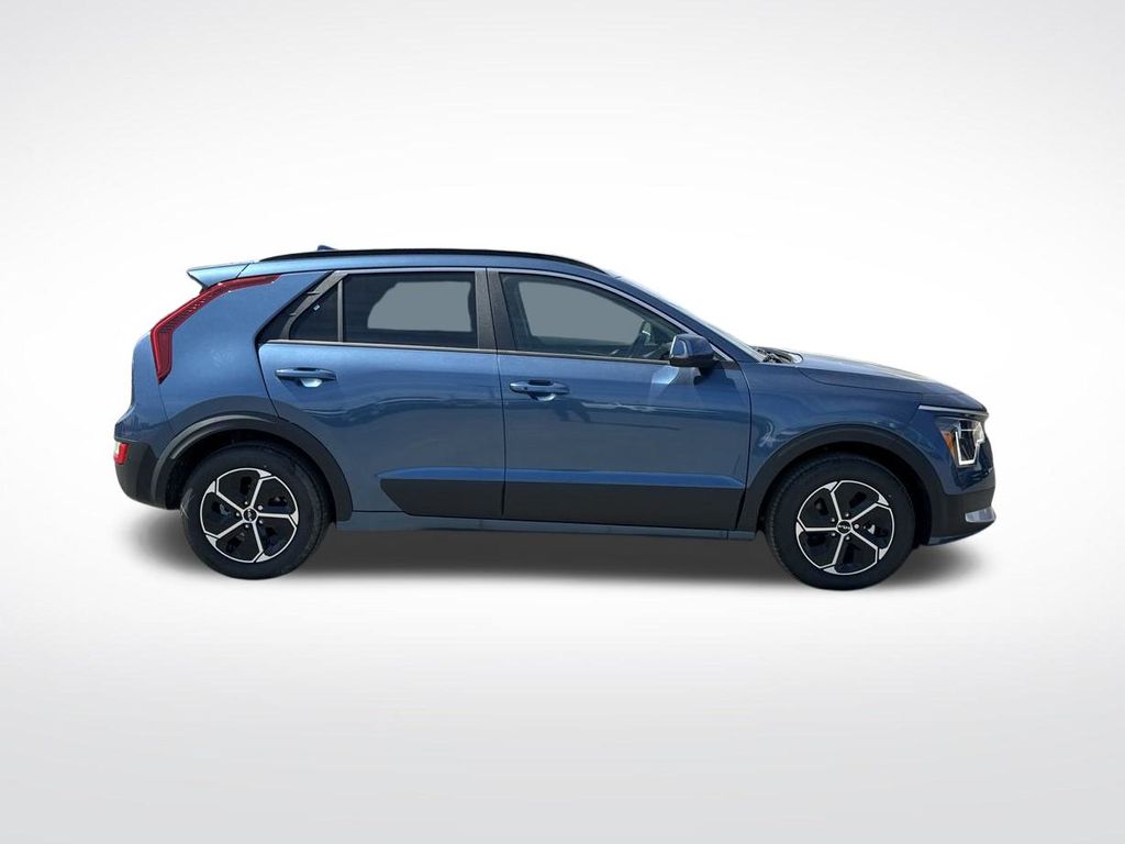 Vehicle image 4 of 35