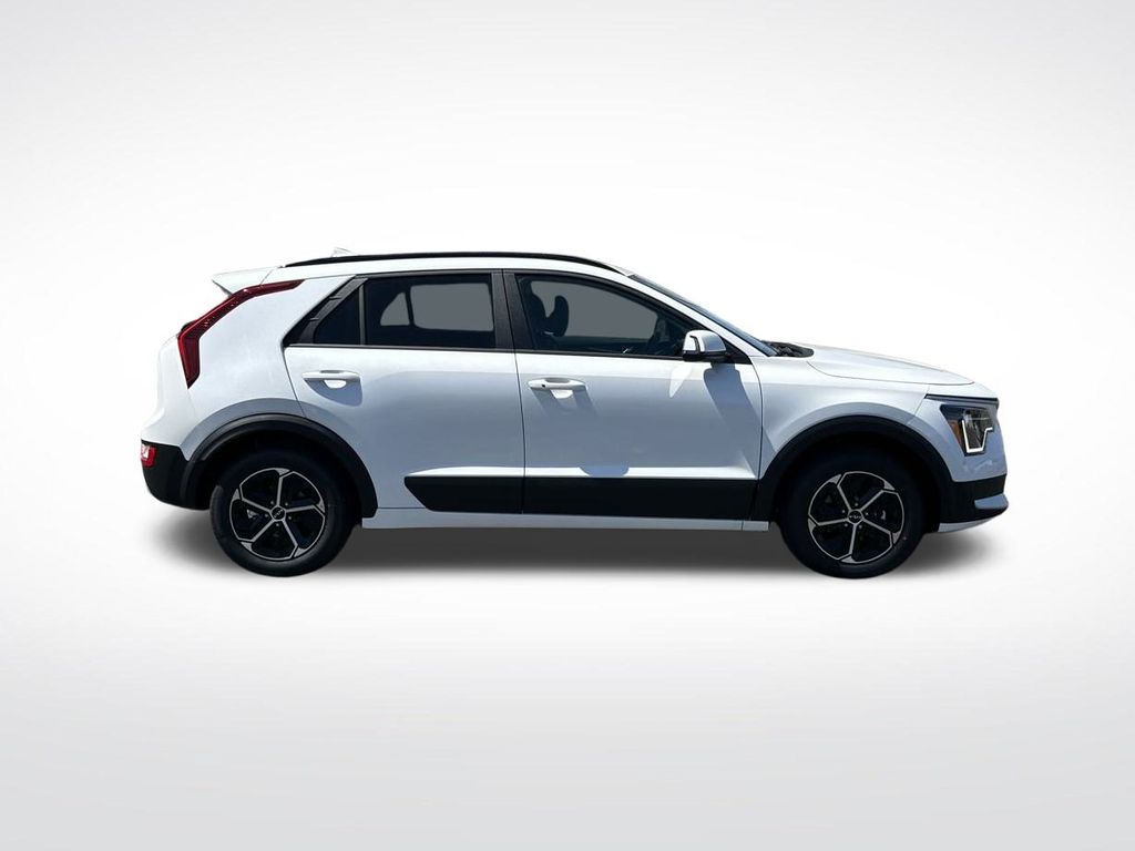 Vehicle image 4 of 35