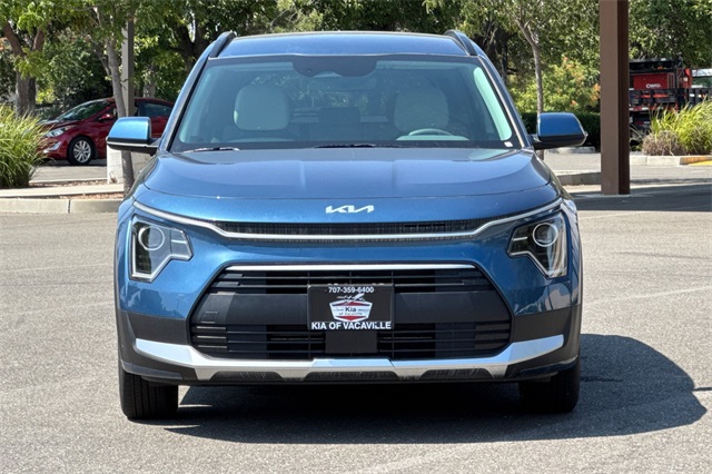 2025 Kia Niro EX Image 2 of 37