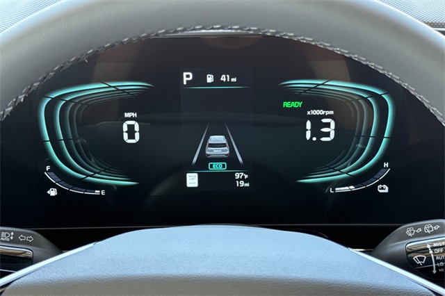 2025 Kia Niro EX Image 14 of 37