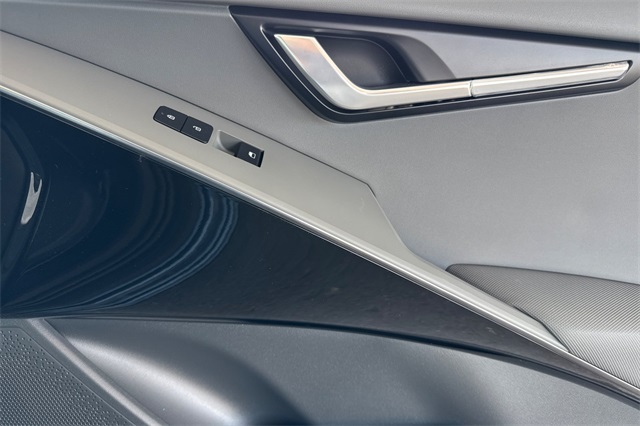 2025 Kia Niro EX Image 33 of 37