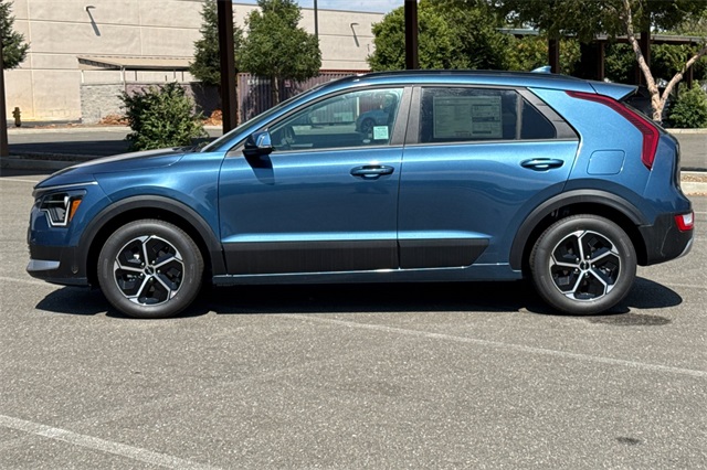 2025 Kia Niro EX Image 9 of 37