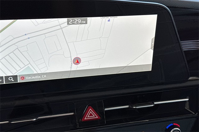 2025 Kia Niro EX Image 17 of 37