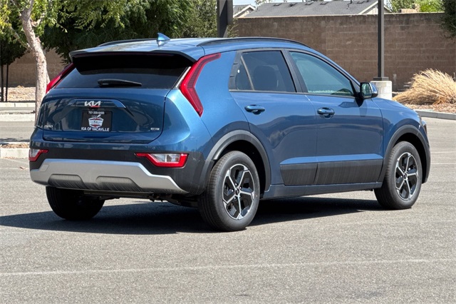 2025 Kia Niro EX Image 6 of 37