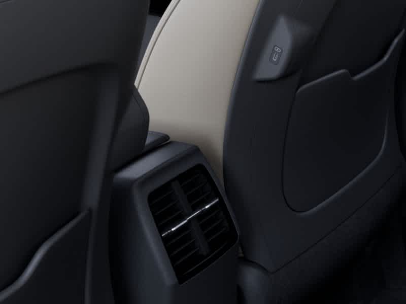 Vehicle image 26 of 27
