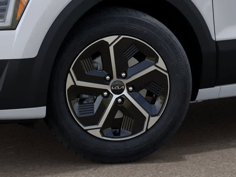 Vehicle image 10 of 27