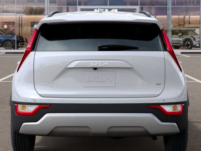 Vehicle image 8 of 27