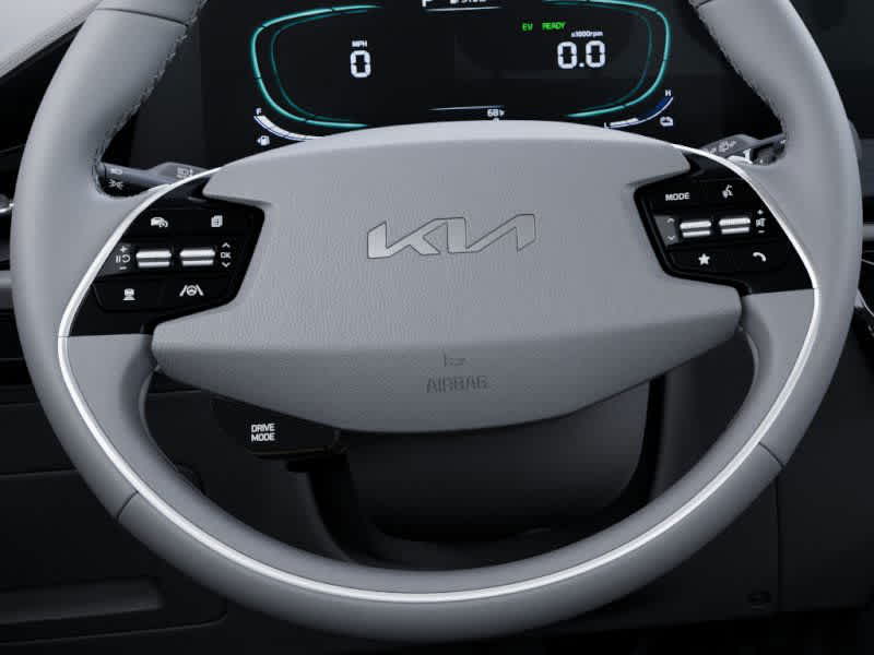 Vehicle image 22 of 27