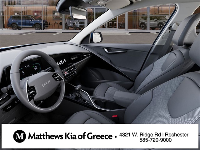Vehicle image 17 of 27