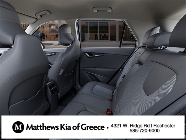Vehicle image 18 of 27
