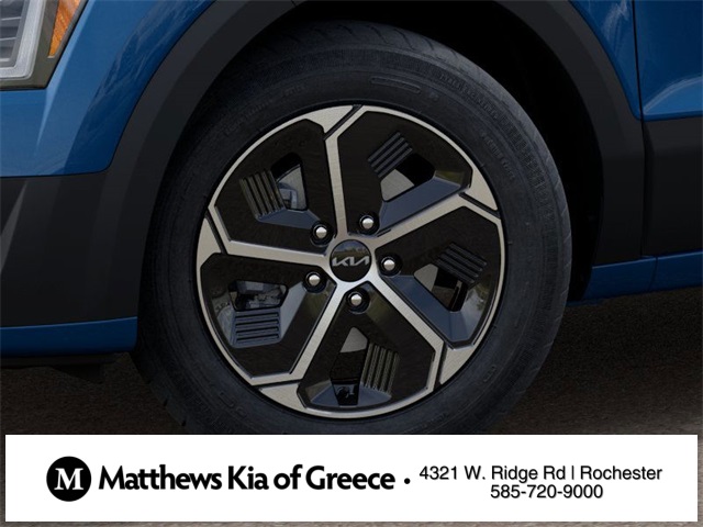 Vehicle image 9 of 27