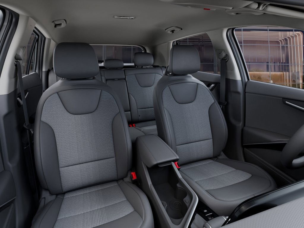 Vehicle image 15 of 36