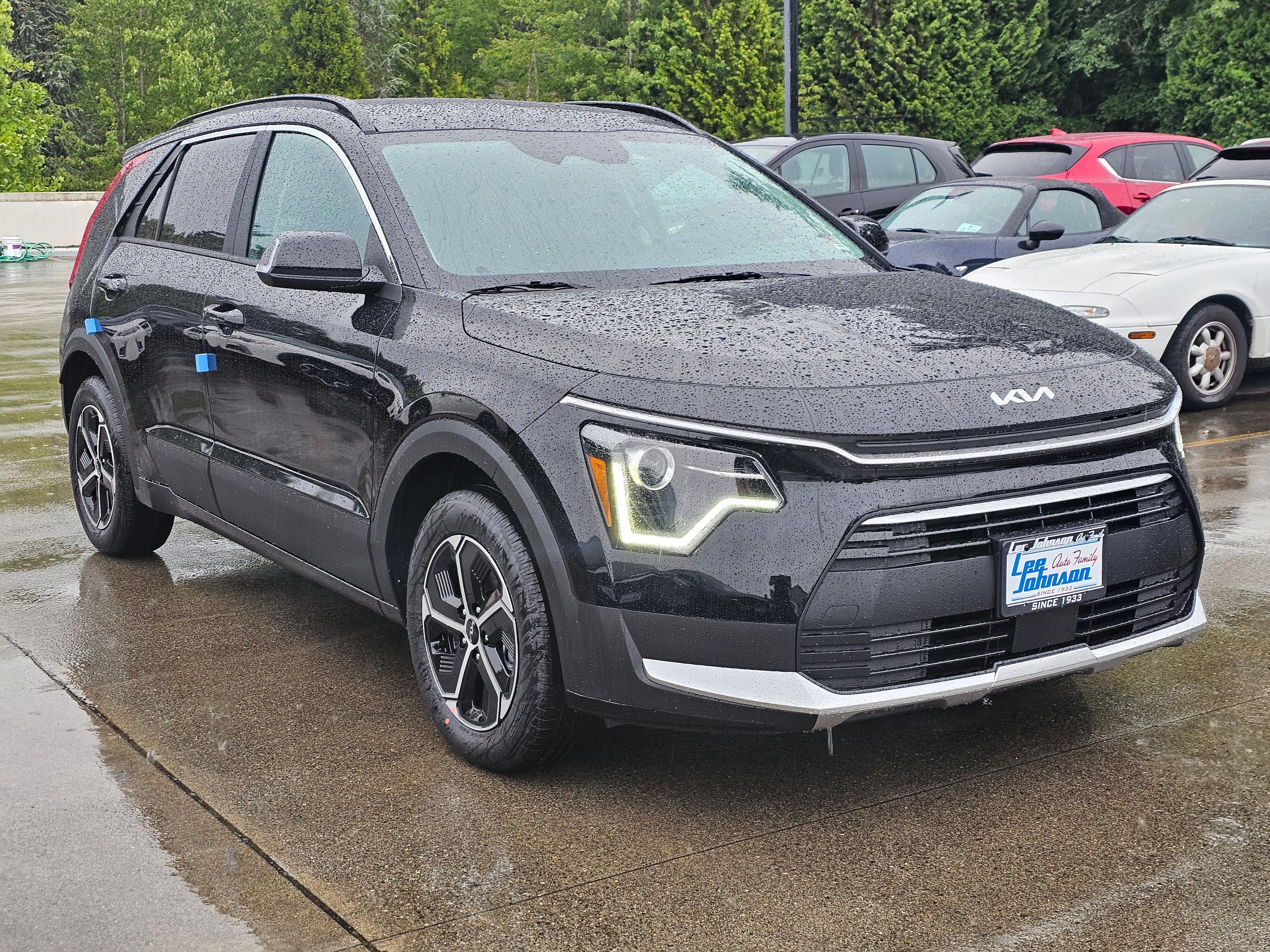 Vehicle image 4 of 35